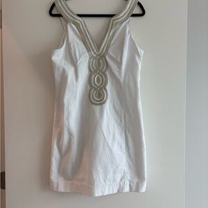 Lilly Pulitzer White Sleeveless V-Neck Sheath Mini Dress